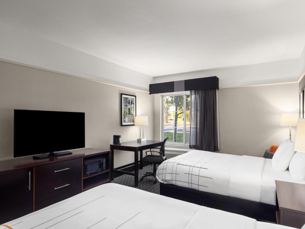 La Quinta by Wyndham Santa Clarita - Valencia